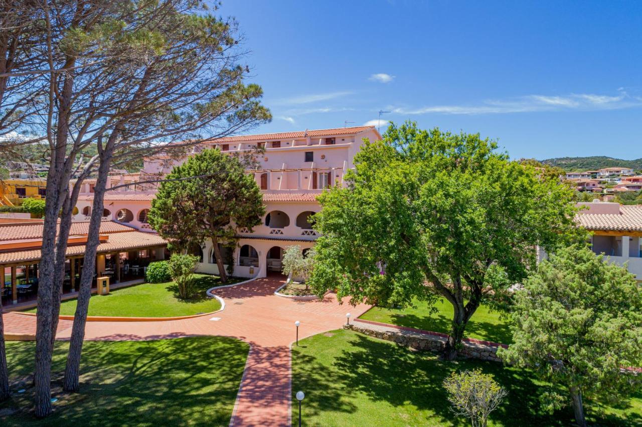 Blu Hotel Laconia Village Cannigione Exterior photo
