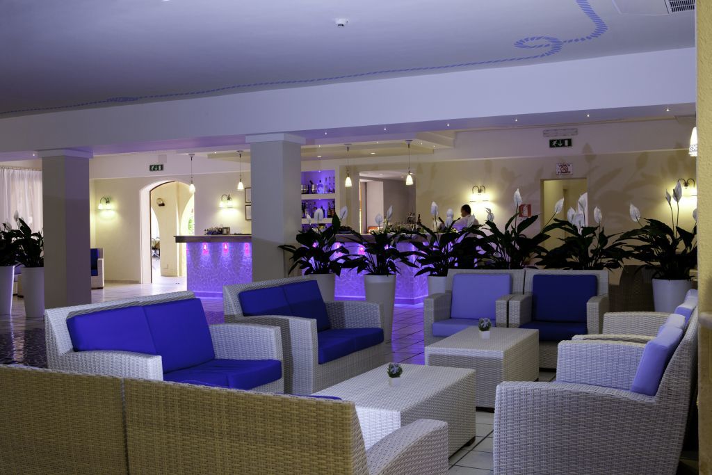 Blu Hotel Laconia Village Cannigione Exterior photo