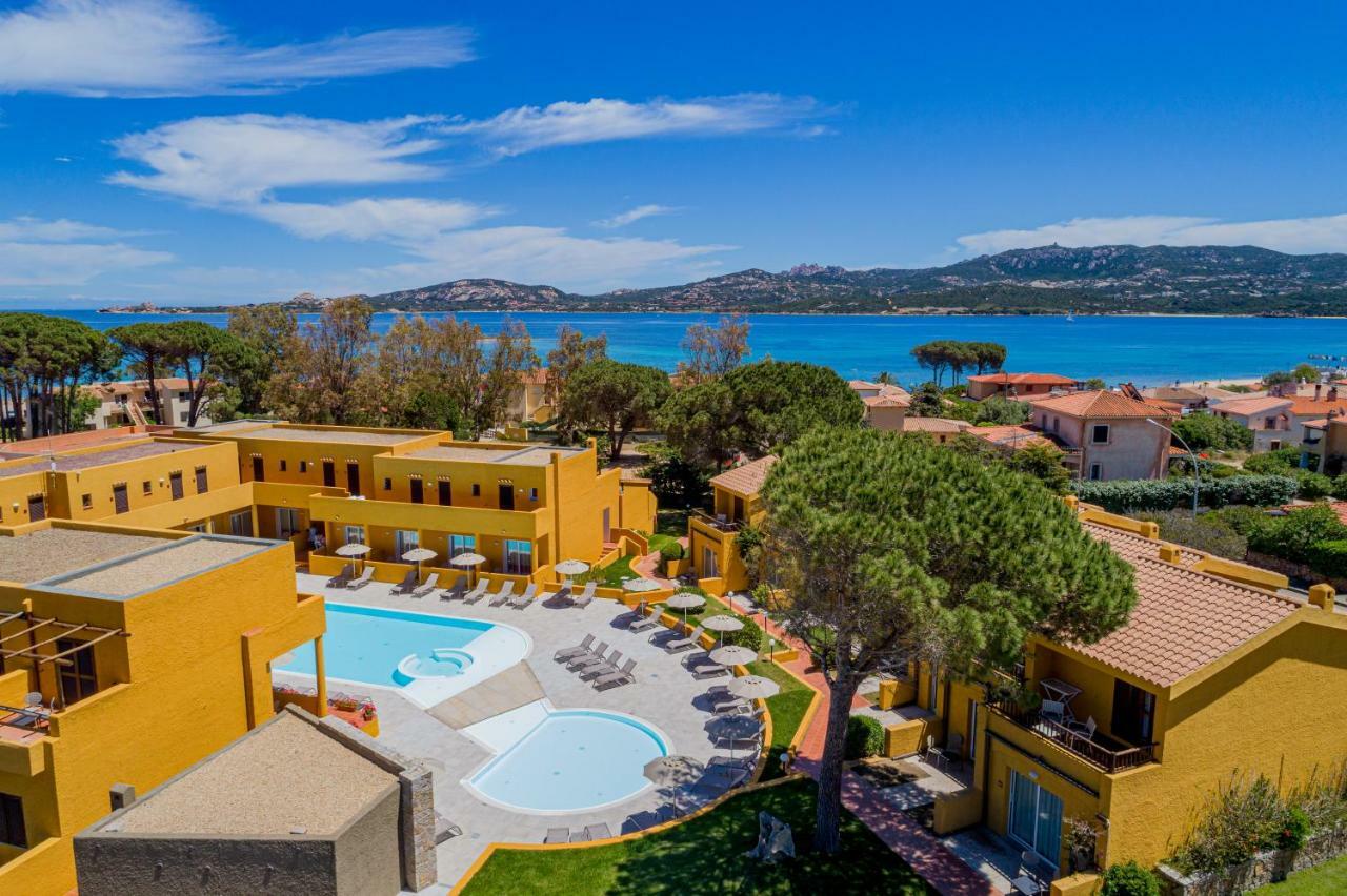 Blu Hotel Laconia Village Cannigione Exterior photo